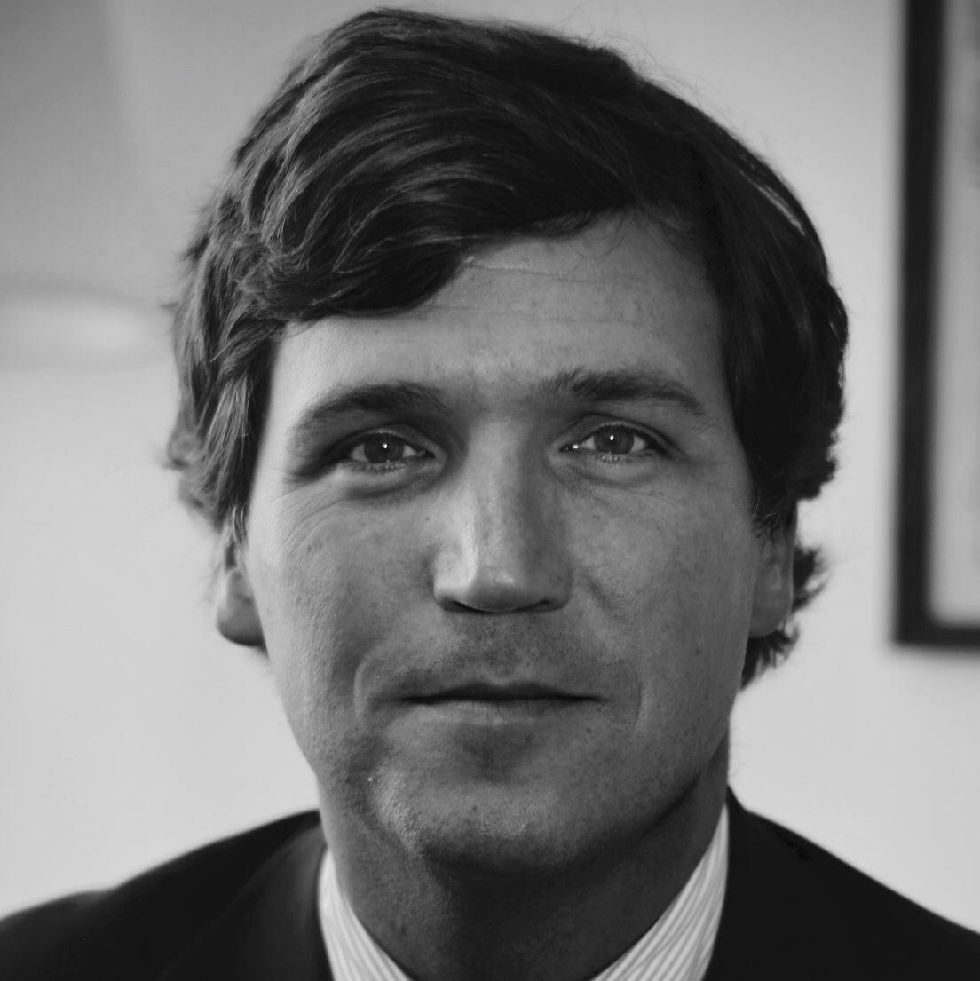 Carlson's. Tucker Carlson. Tucker Carlson Tonight. Tucker Carlson young. Журналист Карлсон Такер.