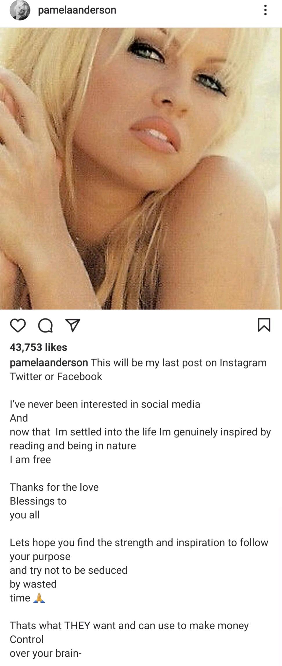 Pamela Anderson Fucking - Pamela Anderson: \